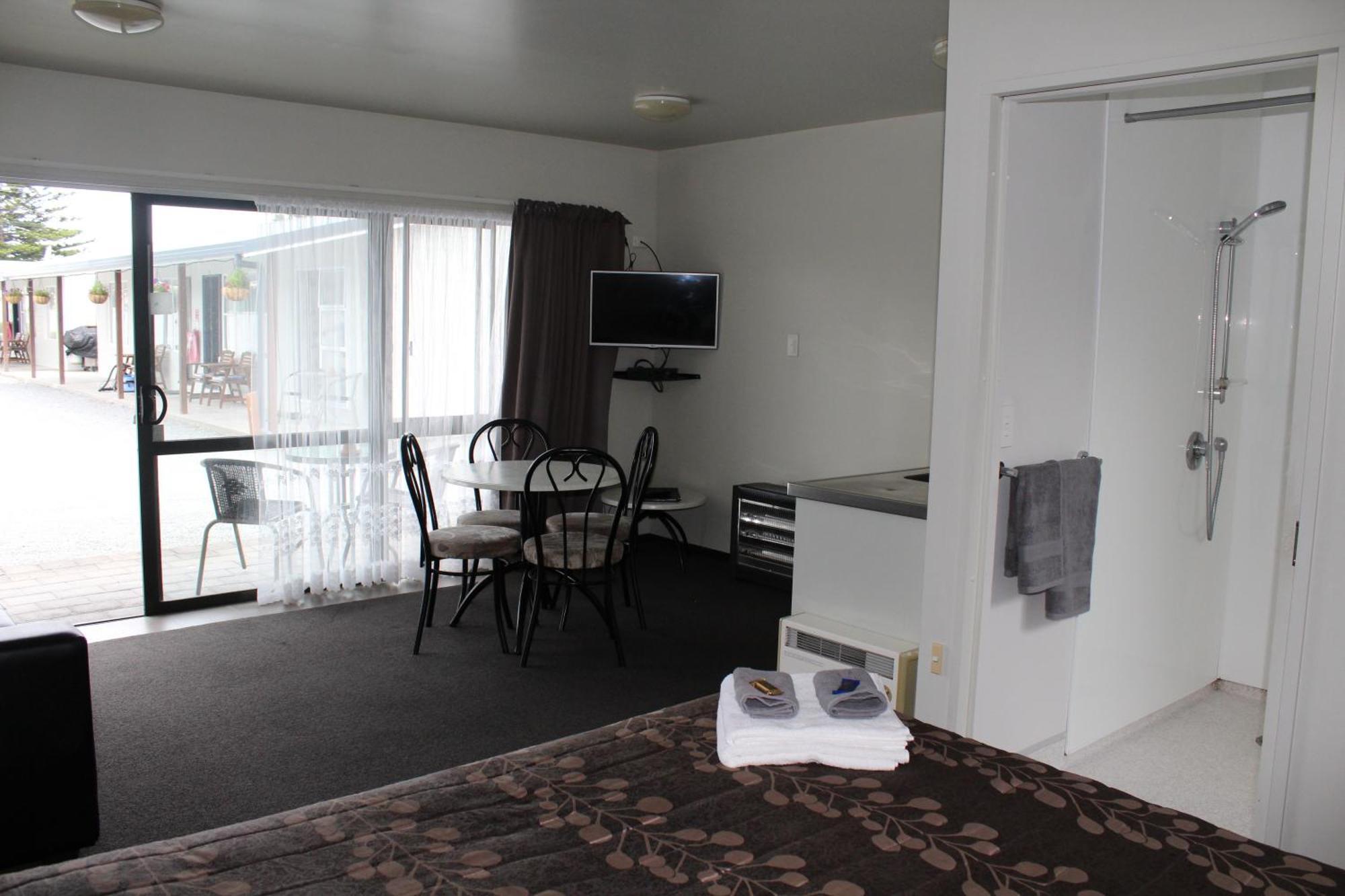 Sierra Beachfront Motel Kaikoura Exterior foto