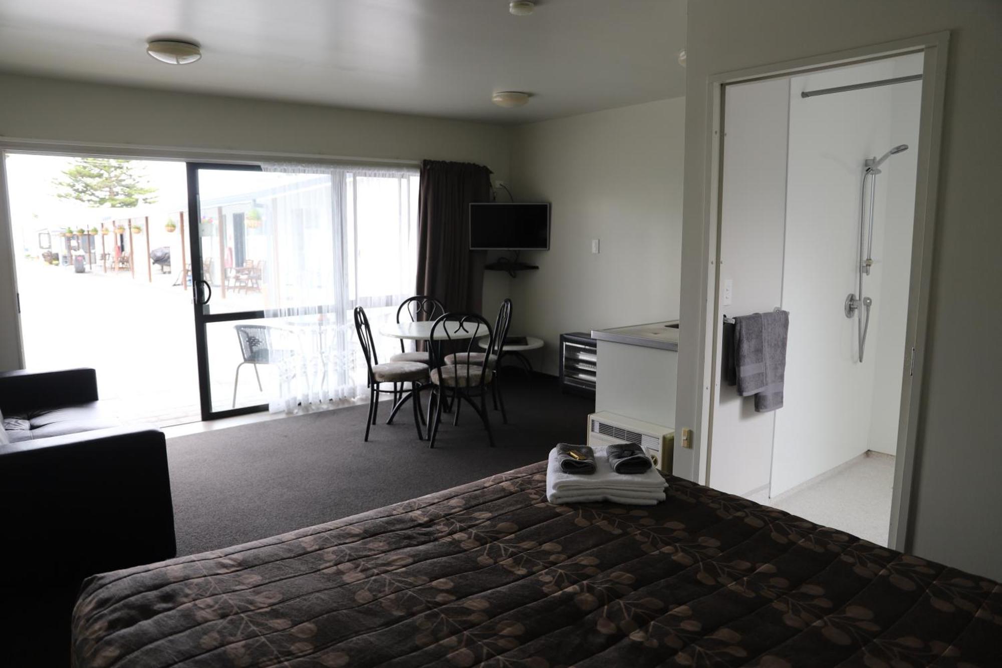 Sierra Beachfront Motel Kaikoura Exterior foto